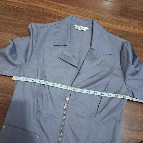 Northern Reflections |Grey v neck light jacket/blazer & woven buckles - Picture 9 of 13